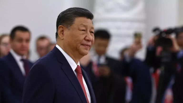Trung Quốc : Tập Cận Bình chuẩn bị « nghỉ hưu » ?