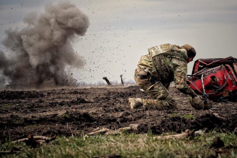 Độc quyền: Yêu cầu của Putin đối với Ukraine: từ bỏ Donbas, không NATO và không quân phương Tây, các nguồn tin cho biết