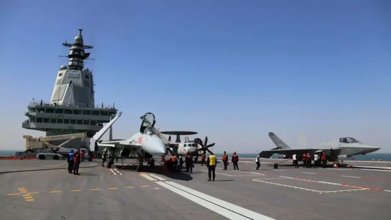 Tàu sân bay Phúc Kiến, hiện đại nhất và mạnh nhất của Trung Quốc chính thức đi vào hoạt động
