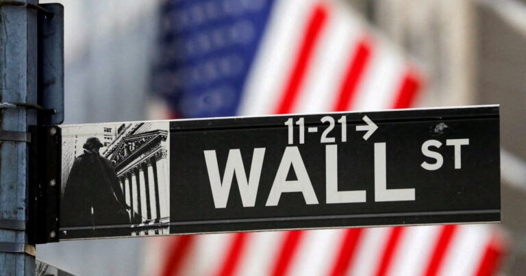 Chỉ số Nasdaq trên Phố Wall đạt mức cao kỷ lục khi cơn sốt AI ngày càng nóng lên